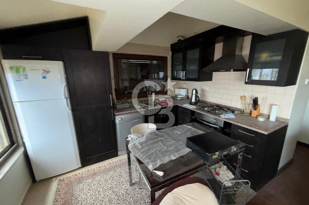 SAKLIKENT'TE DOĞA VE ŞEHİR MANZARALI EŞYALI 3+1 VİLLA