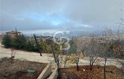 SAKLIKENT'TE DOĞA VE ŞEHİR MANZARALI EŞYALI 3+1 VİLLA