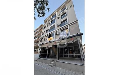 Demirköprü Ana Cadde Üzeri Köşe Konum Satılık Dükkan