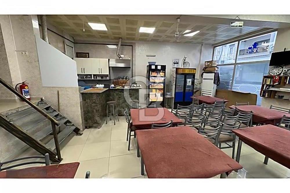 Demirköprü Ana Cadde Üzeri Köşe Konum Satılık Dükkan