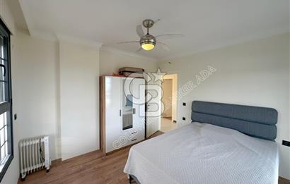 Kuşadası Yaylaköy'de Deniz Manzaralı, Çift Bağımsız Bölümlü 4+2 Modern Villa