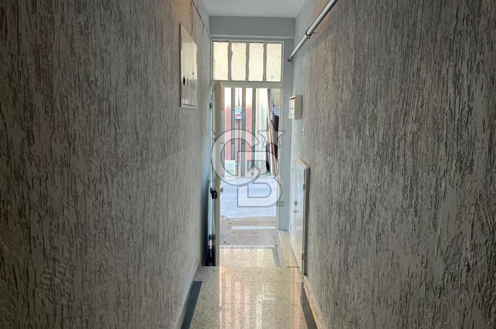 Bornova Zafer Mahallesi'nde 2+1 Kiralık Daire