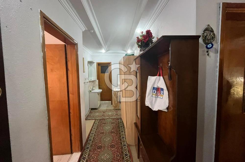 Bornova Zafer Mahallesi'nde 2+1 Kiralık Daire