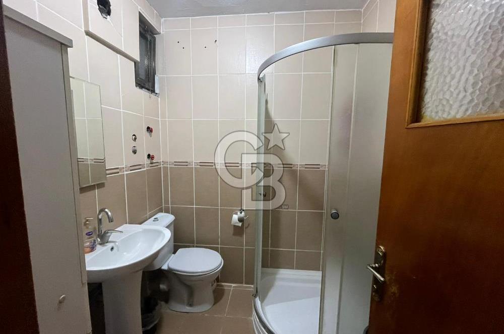 Bornova Zafer Mahallesi'nde 2+1 Kiralık Daire