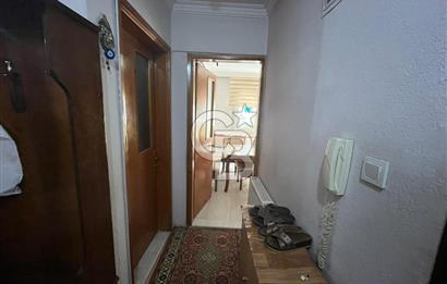 Bornova Zafer Mahallesi'nde 2+1 Kiralık Daire