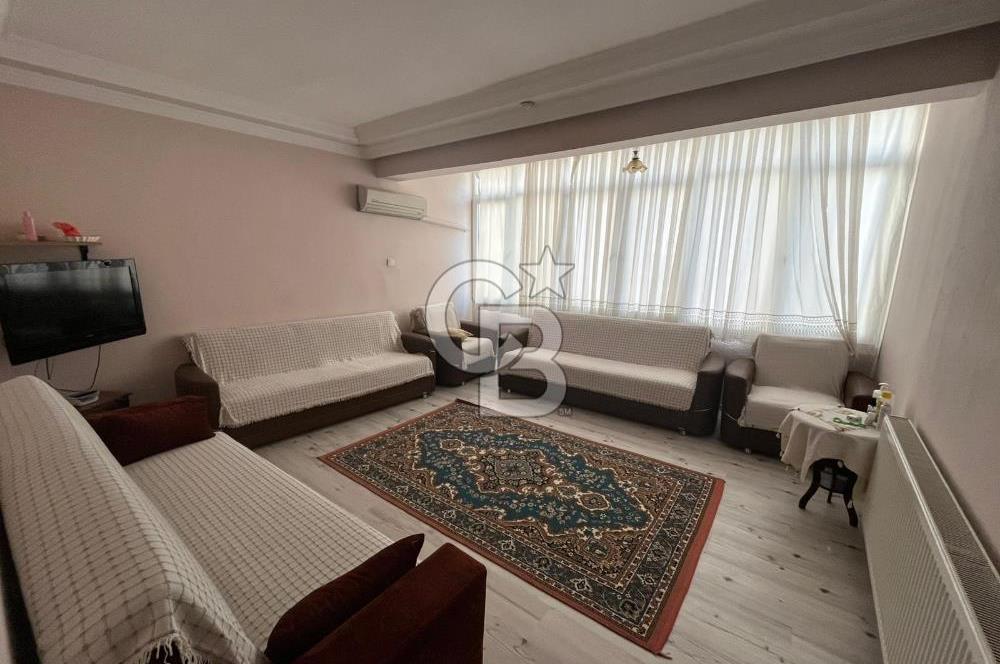 Bornova Zafer Mahallesi'nde 2+1 Kiralık Daire
