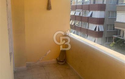 Üsküdar Acıbadem Mahallesi, Şehit Fethi Sokak'da Geniş 2+1