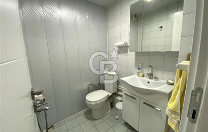 Millet Caddesinde İşyerine Uygun 3+1 Satılık Daire