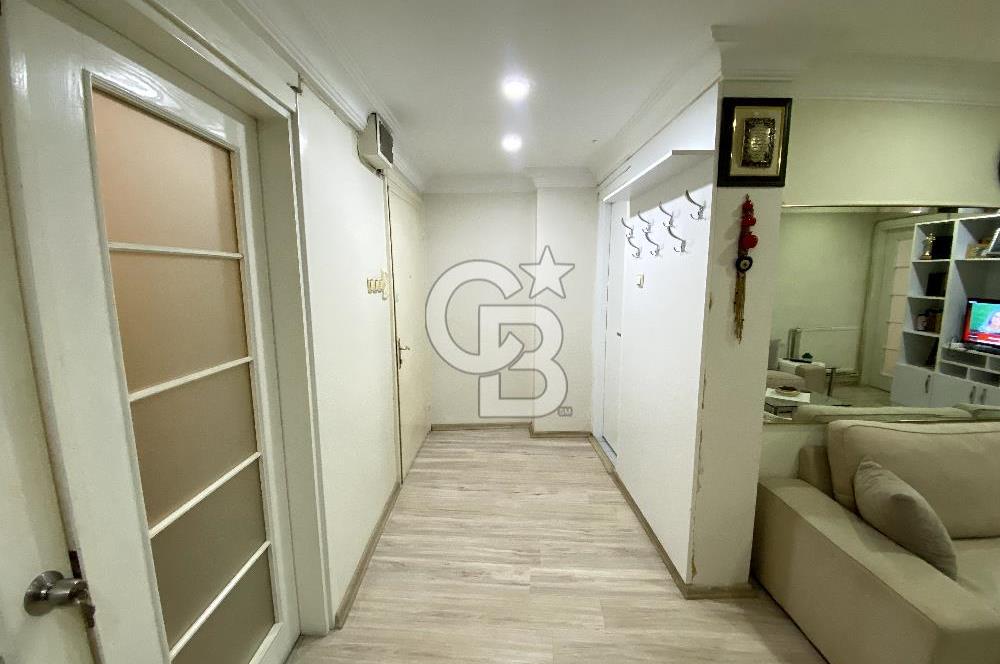 Millet Caddesinde İşyerine Uygun 3+1 Satılık Daire