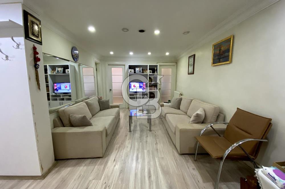 Millet Caddesinde İşyerine Uygun 3+1 Satılık Daire