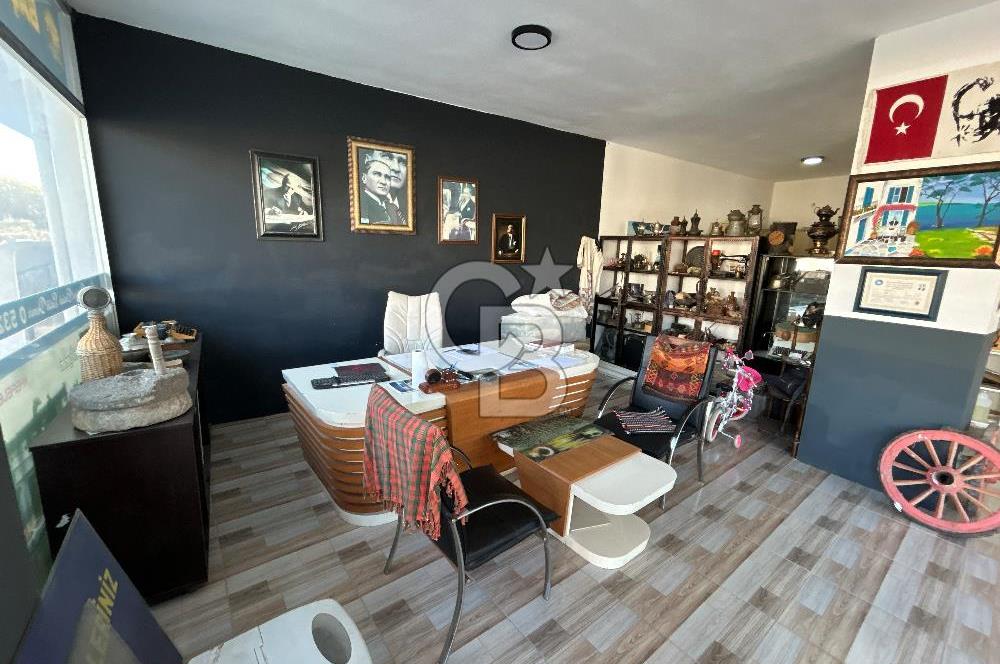 Didim Altınkum Köşe Konumda Birleştirilebilir 3 Adet Dükkan