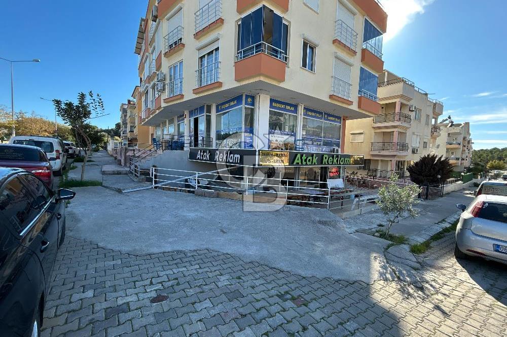 Didim Altınkum Köşe Konumda Birleştirilebilir 3 Adet Dükkan