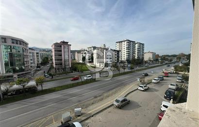 Anayola cephe 3+1 kiralık daire