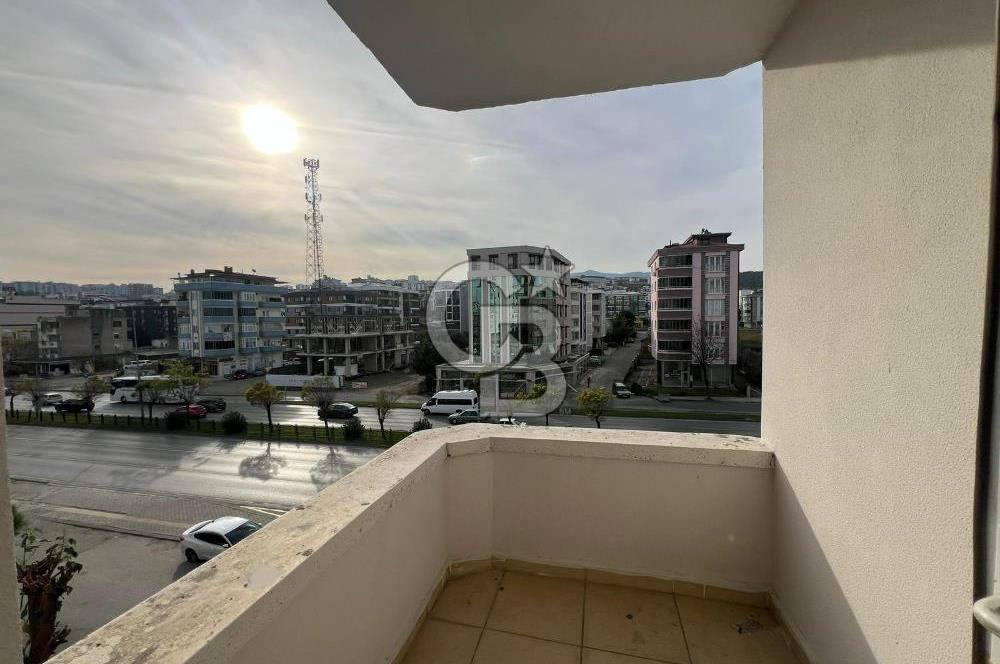 Anayola cephe 3+1 kiralık daire