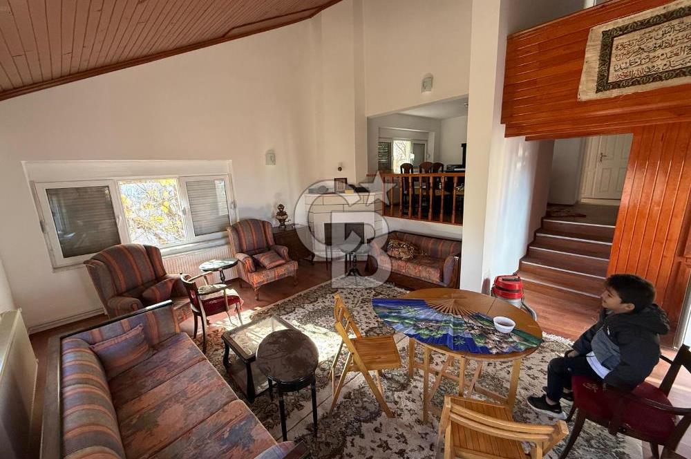 1283611038 ÇOK ACİL SATILIK ANTALYA SAKLIKENT'TE GENİŞ BAHÇELİ VİLLA