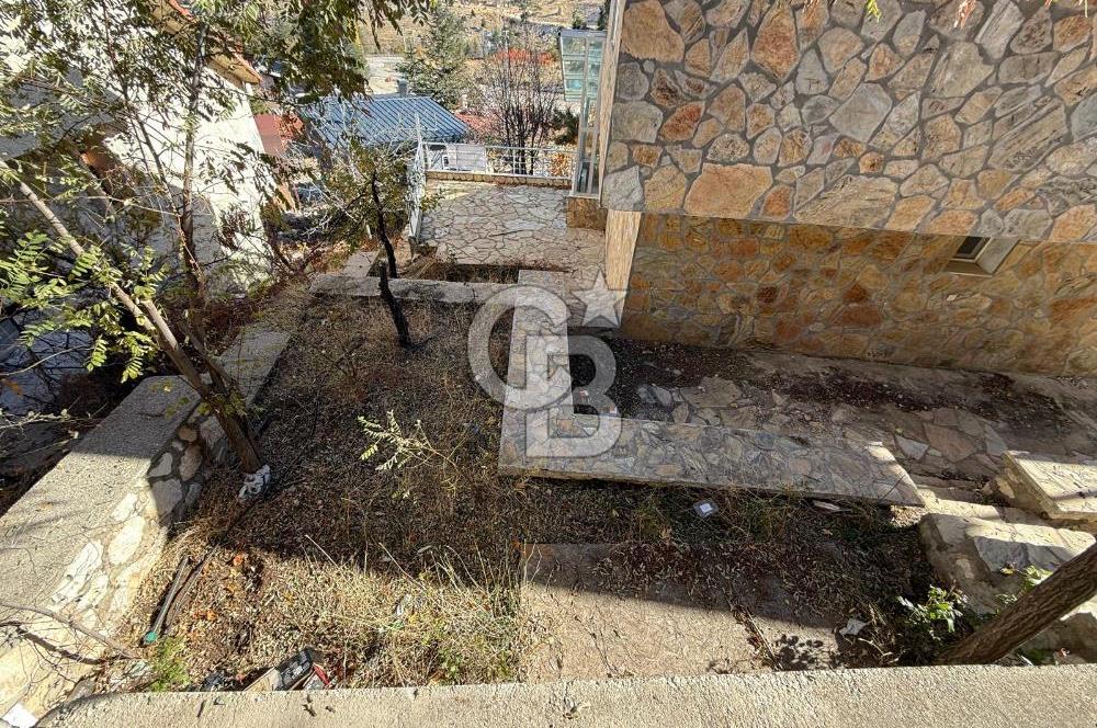 1283611038 ÇOK ACİL SATILIK ANTALYA SAKLIKENT'TE GENİŞ BAHÇELİ VİLLA