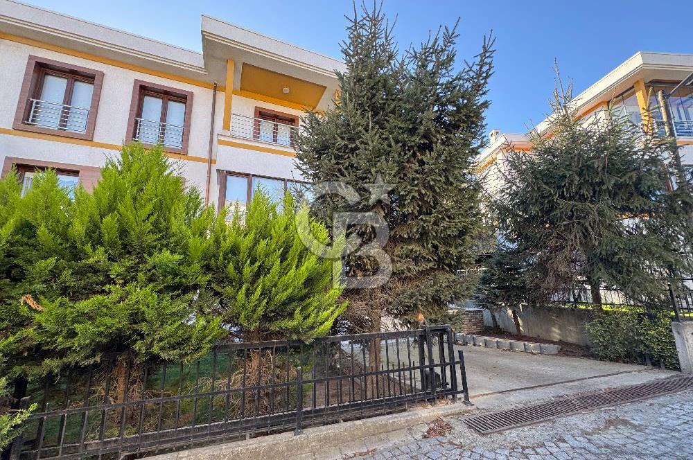 BAHÇEŞEHİR KELEBEKLER VADİSİ SATILIK 5+2 VİLLA