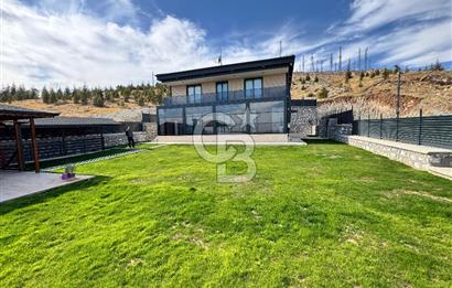 CB SAFİR'den PANORAMİK GÖL MANZARALI SATILIK PREMİUM VİLLA