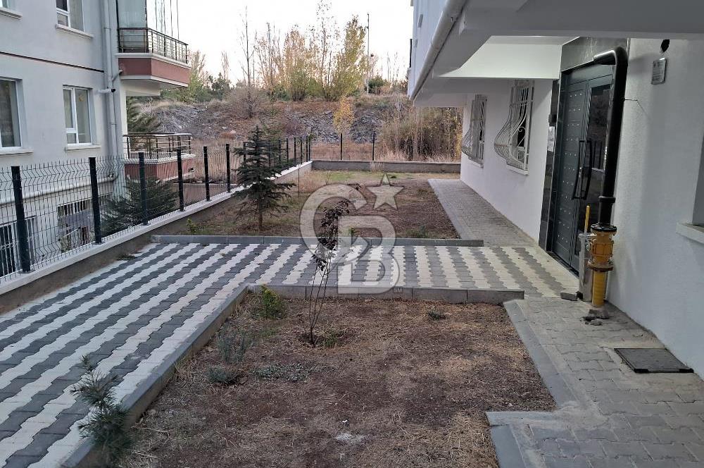 KARAPÜRÇEK'TE KATTA 3+1 SATILIK LÜKS SIFIR DAİRE