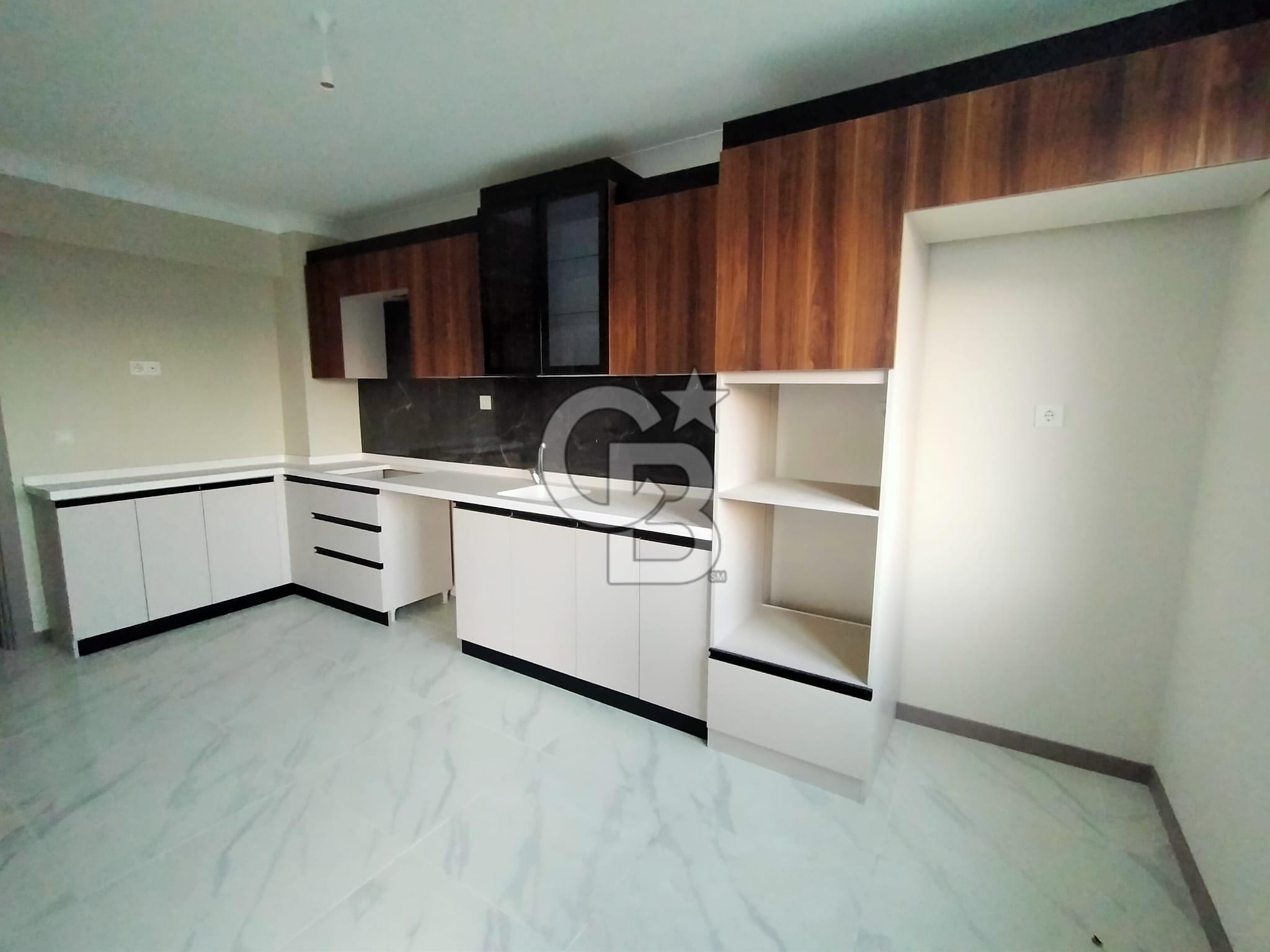 KARAPÜRÇEK'TE KATTA 3+1 SATILIK LÜKS SIFIR DAİRE