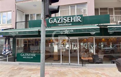 Saltak Caddesi Işıklarında Güzel Konumda Satılık Dükkan
