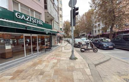 Saltak Caddesi Işıklarında Güzel Konumda Satılık Dükkan