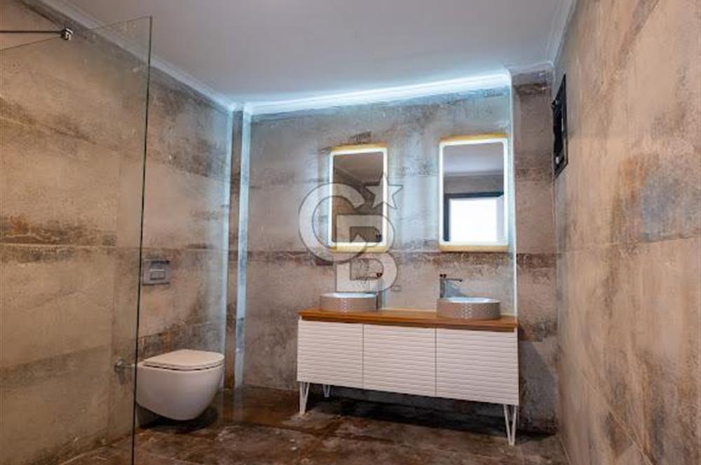 Bodrum Akyarlar'da Satılık Deniz manzalı Müstakil Havuzlu villa