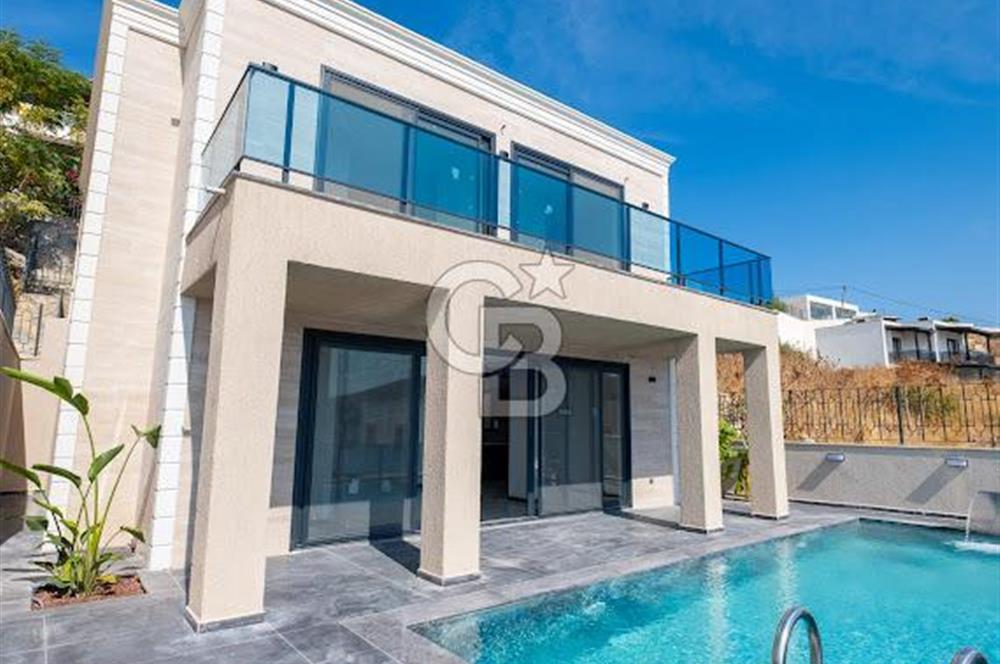 Bodrum Akyarlar'da Satılık Deniz manzalı Müstakil Havuzlu villa