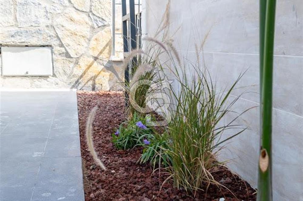 Bodrum Akyarlar'da Satılık Deniz manzalı Müstakil Havuzlu villa