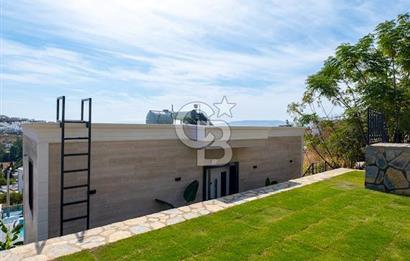 Bodrum Akyarlar'da Satılık Deniz manzalı Müstakil Havuzlu villa