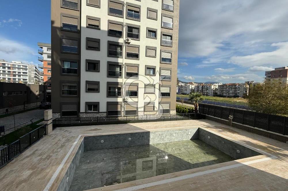 ÇİĞLİ ATAŞEHİR BEST SİTESİ'NDE HAVUZ CEPHELİ LÜKS SIFIR SATILIK 2+1 DAİRE