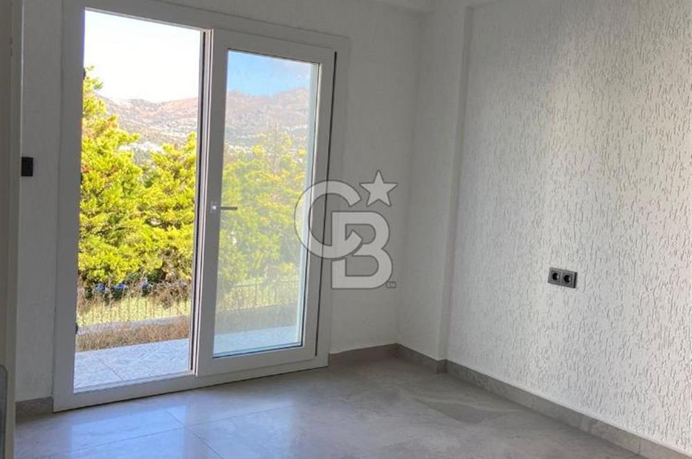 Gümüşlük Karakaya'da Özel Plajlı Satılık 2+1 Dubleks