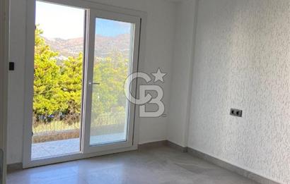 Gümüşlük Karakaya'da Özel Plajlı Satılık 2+1 Dubleks