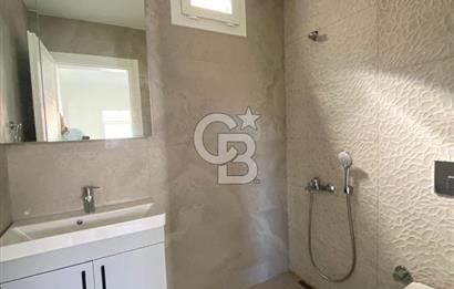 Gümüşlük Karakaya'da Özel Plajlı Satılık 2+1 Dubleks