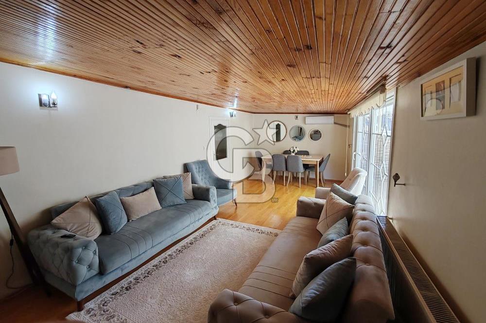 Halkalı'da Site içerisinde Ayrı girişli 2 daire (Dublex)