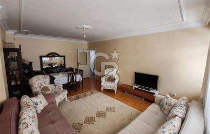 Halkalı'da Site içerisinde Ayrı girişli 2 daire (Dublex)