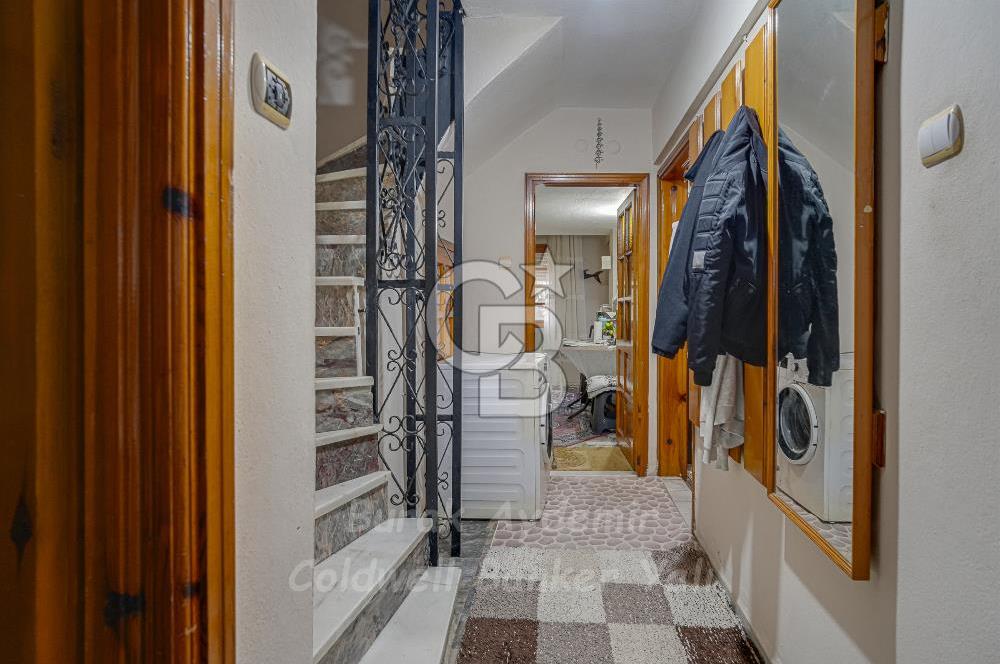 Narlıdere Limanreis Mah. Denize 100 mt Mesafede Dubleks Satılık Konut