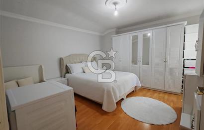 Halkalı'da Site içerisinde Ayrı girişli 2 daire (Dublex)