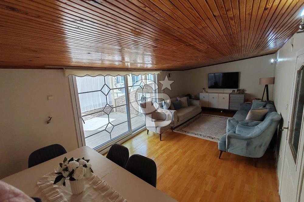 Halkalı'da Site içerisinde Ayrı girişli 2 daire (Dublex)