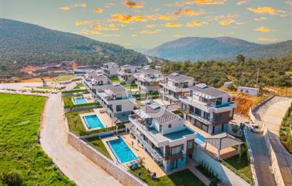 Kalkan’ın En Prestijli Konumunda 9 Ultra Lüks Villa – 10 Dönüm Özel Arazi Üzerinde