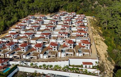 Gökova’nın En Seçkin Konumunda Maviye Açılan Sınırlı Sayıda Ultra Lüks Villalar