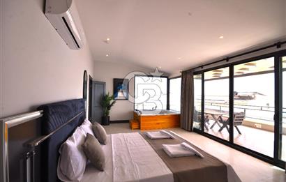 DENİZ MANZARALI 2500M2 İÇERİSİNDE 5 ADET ULTRA LÜKS VİLLA