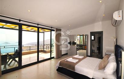 DENİZ MANZARALI 2500M2 İÇERİSİNDE 5 ADET ULTRA LÜKS VİLLA