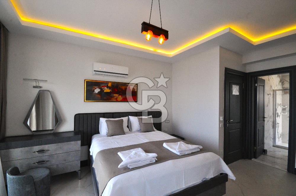 DENİZ MANZARALI 2500M2 İÇERİSİNDE 5 ADET ULTRA LÜKS VİLLA
