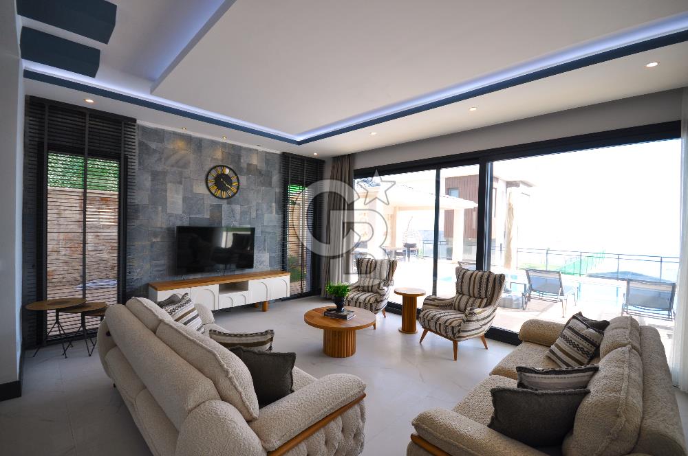 Kalkan’ın En Prestijli Konumunda 9 Ultra Lüks Villa – 10 Dönüm Özel Arazi Üzerinde