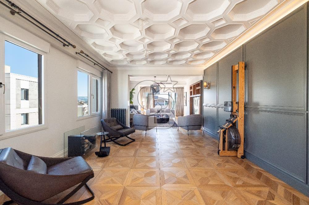 Suadiye Bağdat Caddesi Satılık Özel Tasarım Çift Dubleks Daire