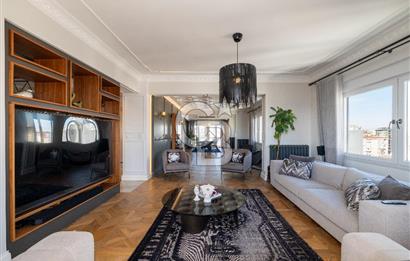 Suadiye Bağdat Caddesi Satılık Özel Tasarım Çift Dubleks Daire