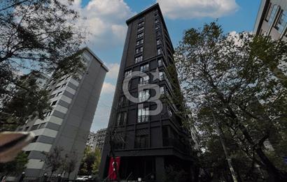 BAĞDAT CADDESİ SUADİYE KÖŞE KONUMDA ÖZEL GİRİŞLİ, KATTA TEK 4+1