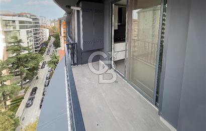 BAĞDAT CADDESİ SUADİYE KÖŞE KONUMDA ÖZEL GİRİŞLİ, KATTA TEK 4+1