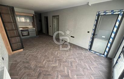 AP İSTPORT BÜYÜK TİP KİLERLİ METRO YAKINI 1+1 KİRALIK DAİRE